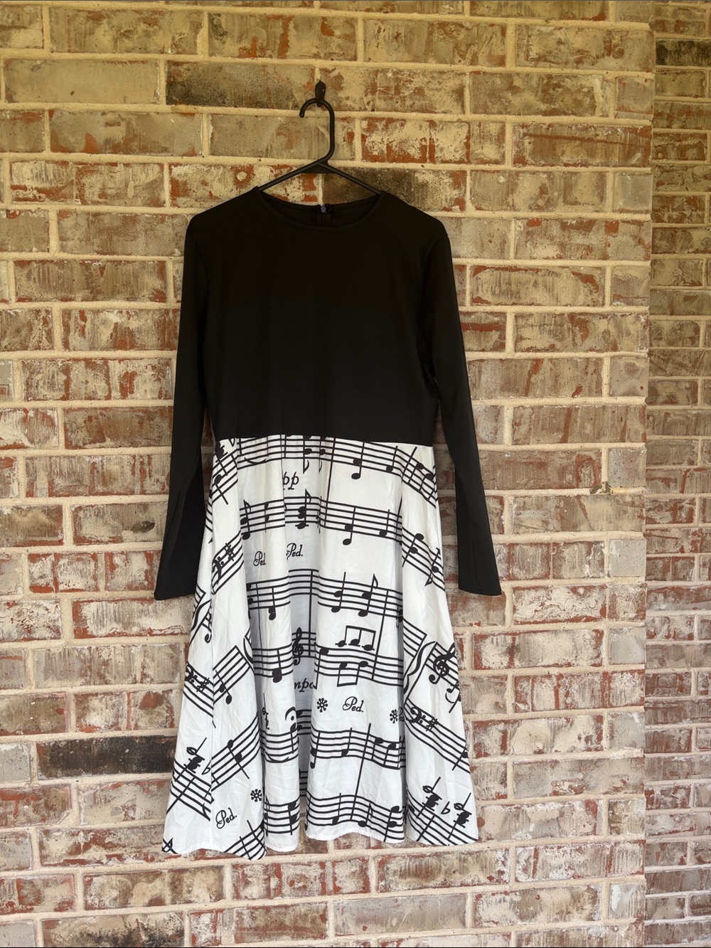 Sucrefas Black & White Musical Note Pin Up Girl Rockabilly Midi Dress
